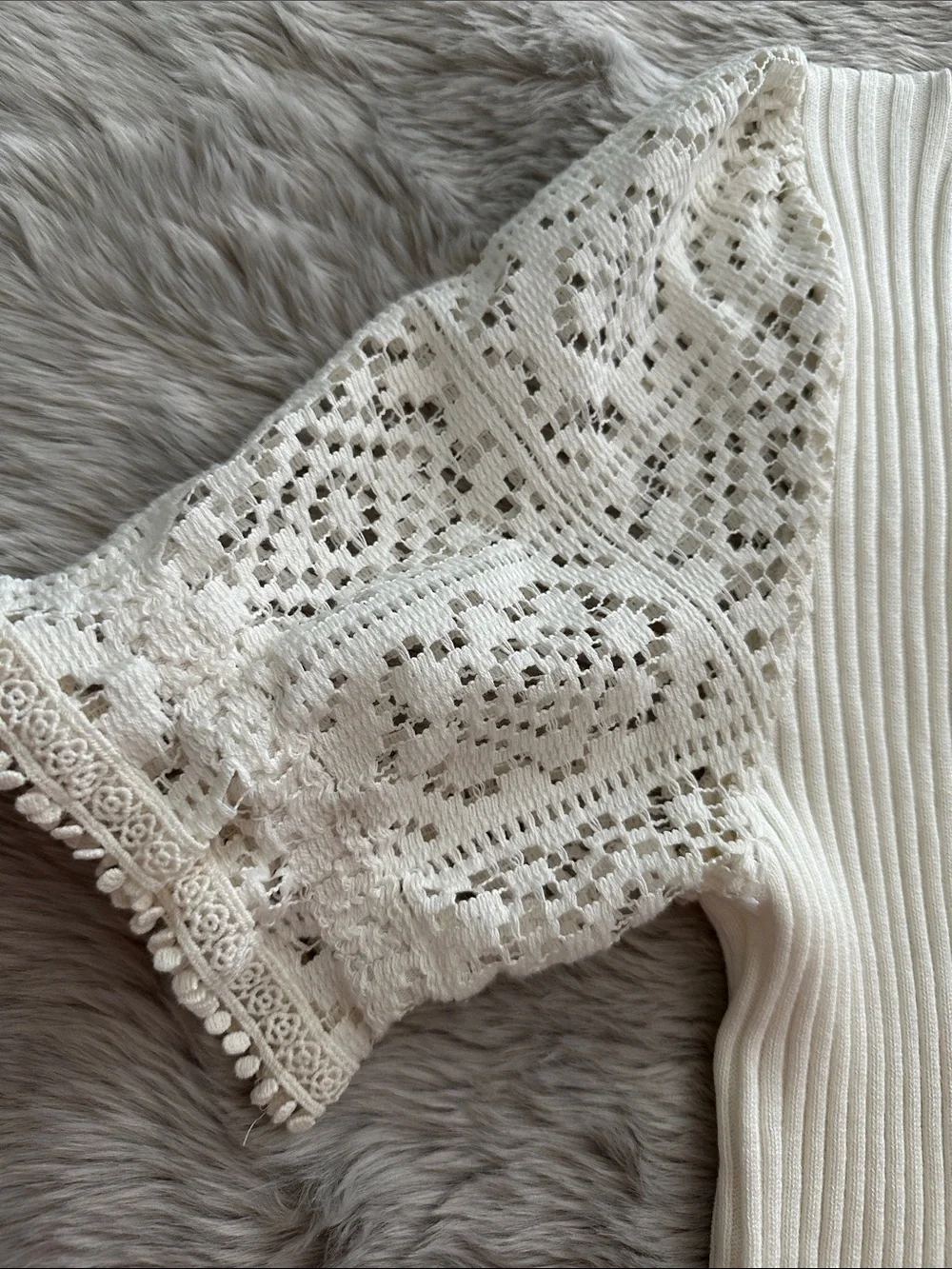 by Anthropologie Ribbed Lace Puff Sleeve Blouse